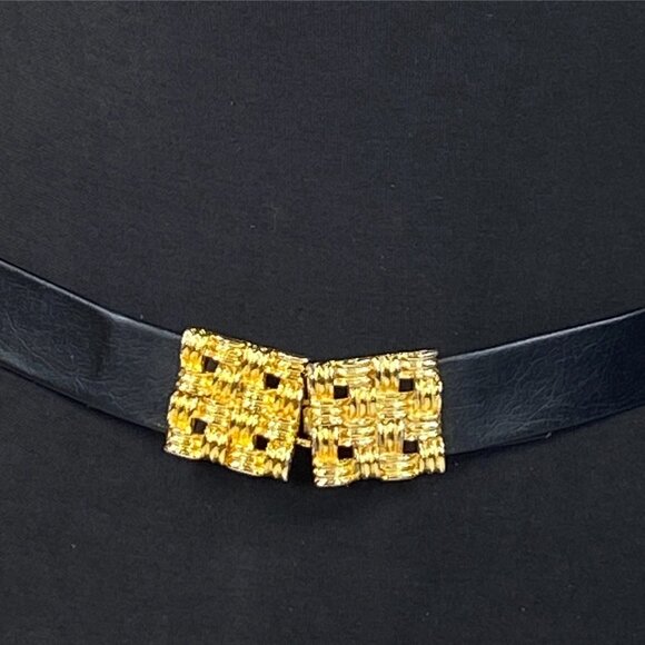 VTG Jeanne 1976 Women Fashion Belt S/M Black Adjustable Gold Basketweave Buckle - Picture 2 of 9